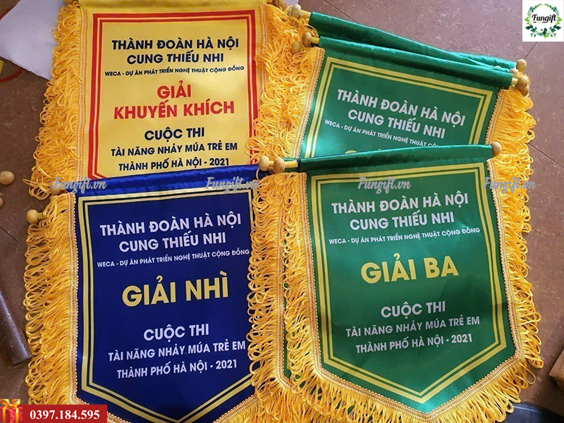 Cờ lưu niệm cuộc thi