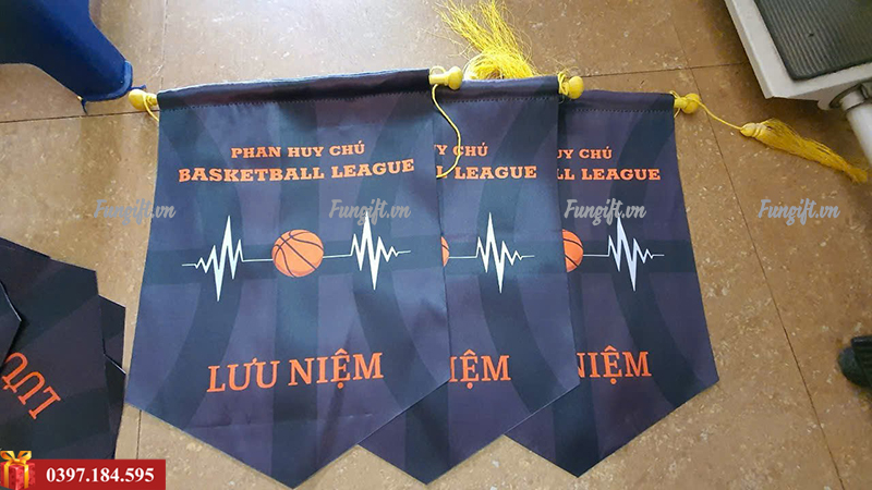 Cờ lưu niệm quà tặng