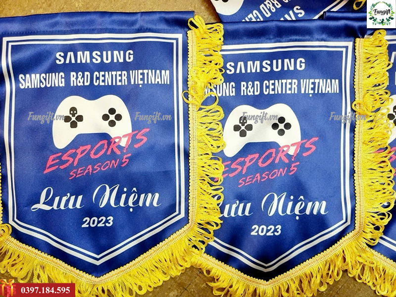 Địa điểm bán cờ lưu niệm