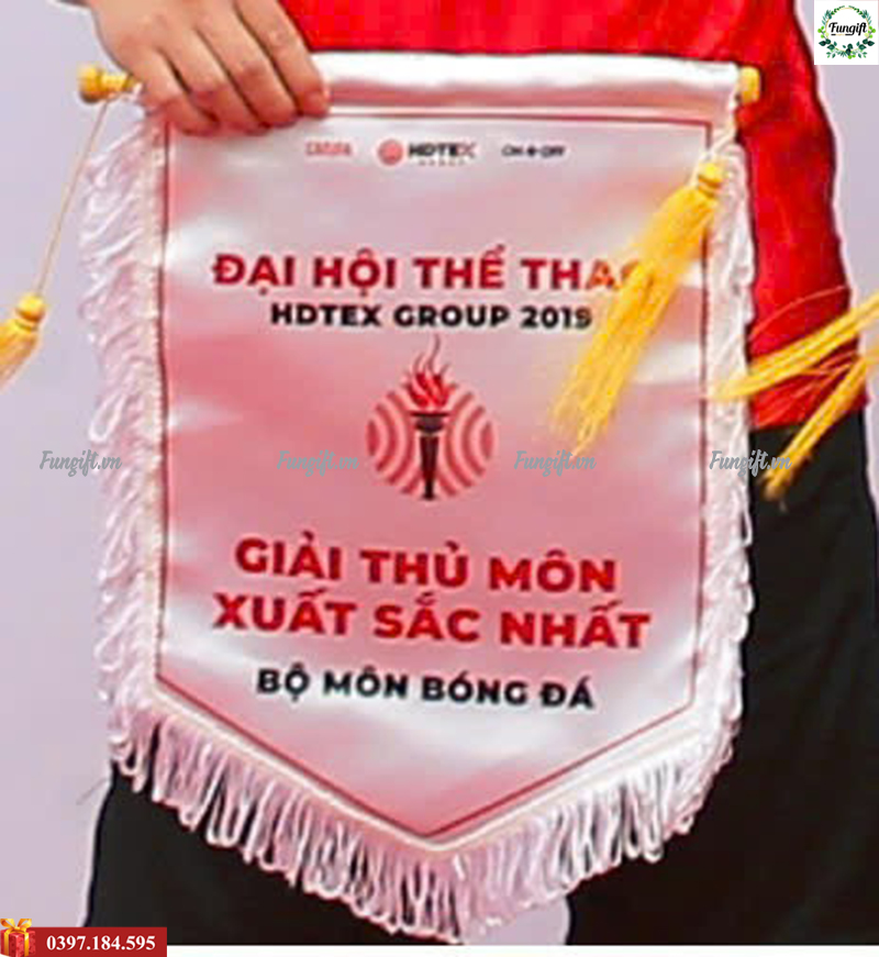 Quà tặng lưu niệm