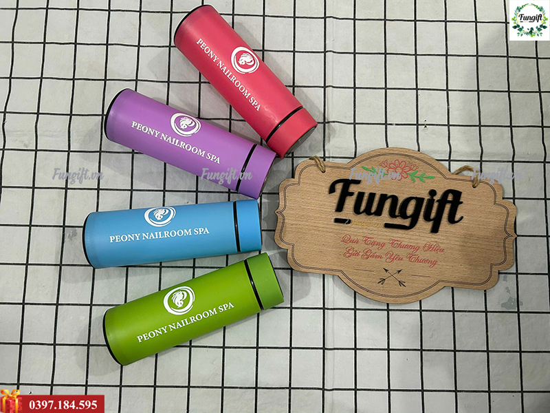 Bình nước in logo quà tặng