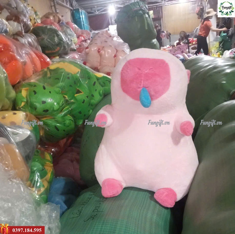 Gấu bông capybara hồng