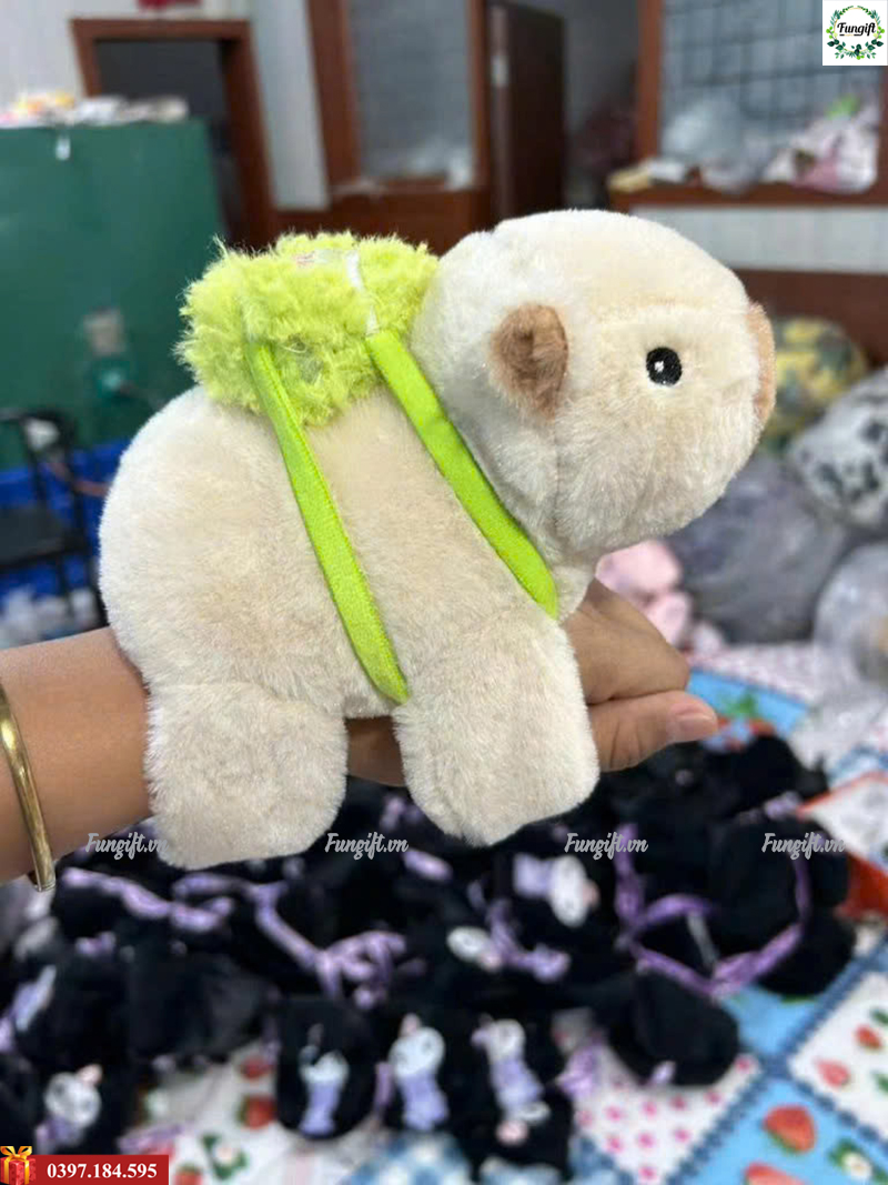 In capybara ôm tay giá rẻ