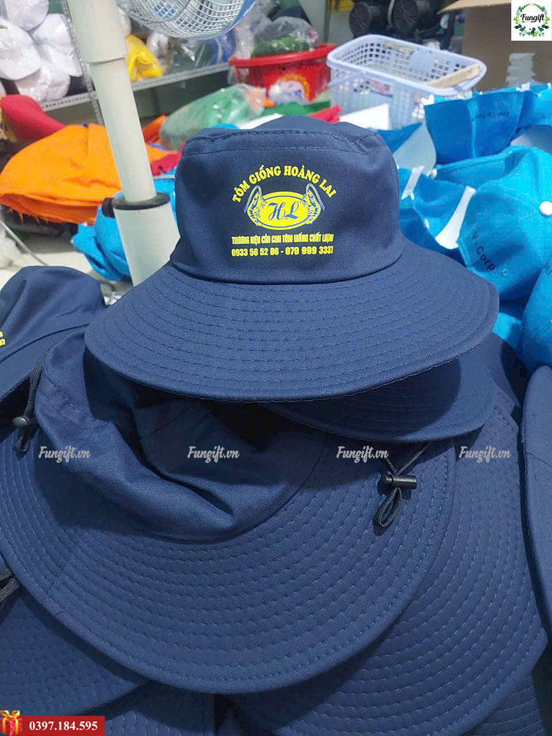 In logo lên mũ tai bèo số lượng ít