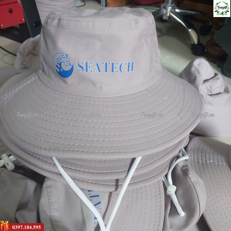 May nón tai bèo du lịch