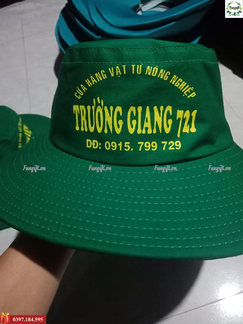 Mũ tai bèo nông dân