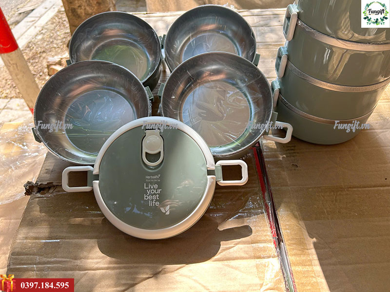 Hộp đựng cơm 4 tầng in logo làm quà tặng