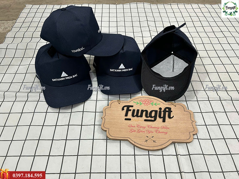 In mũ theo yêu cầu Hà Nội