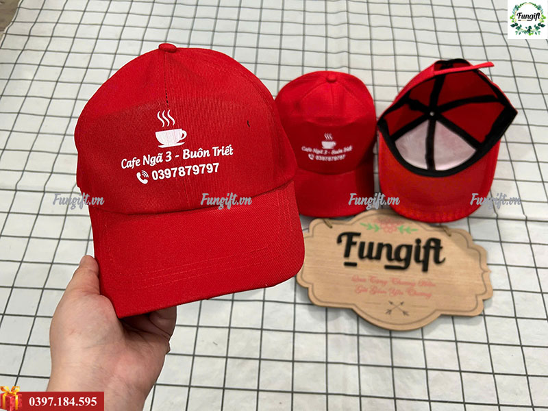 Mũ lưỡi trai đồng phục
