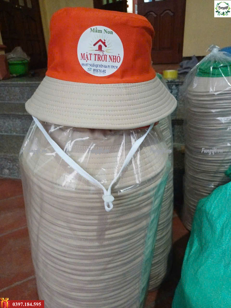 In logo nón tai bèo trẻ em