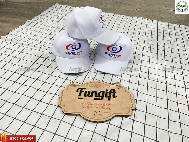 Dịch vụ in logo mũ lưỡi trai