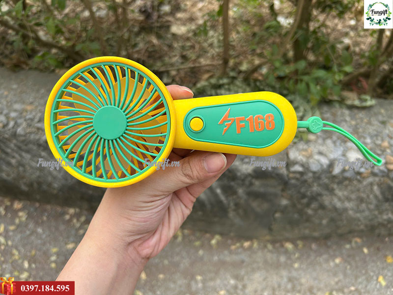 In logo lên quạt tích điện