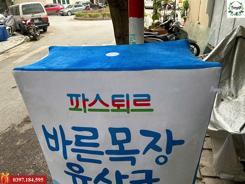 Đặt hàng hộp sữa bông trang trí