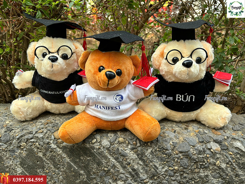 Gấu bông tốt nghiệp in theo yêu cầu