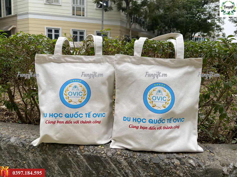Mẫu túi vải in logo quảng cáo