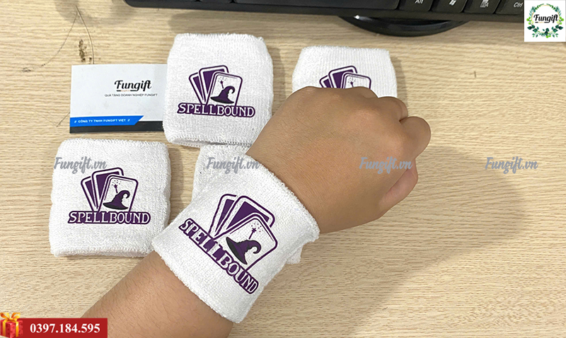 Băng đô đeo tay thể thao in logo số lượng ít
