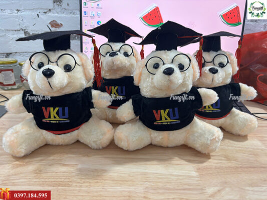 Gấu bông tốt nghiệp in logo
