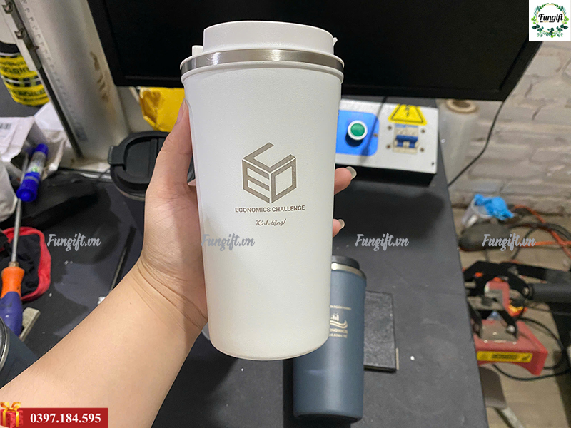 Quà tặng ly giữ nhiệt khắc laser logo