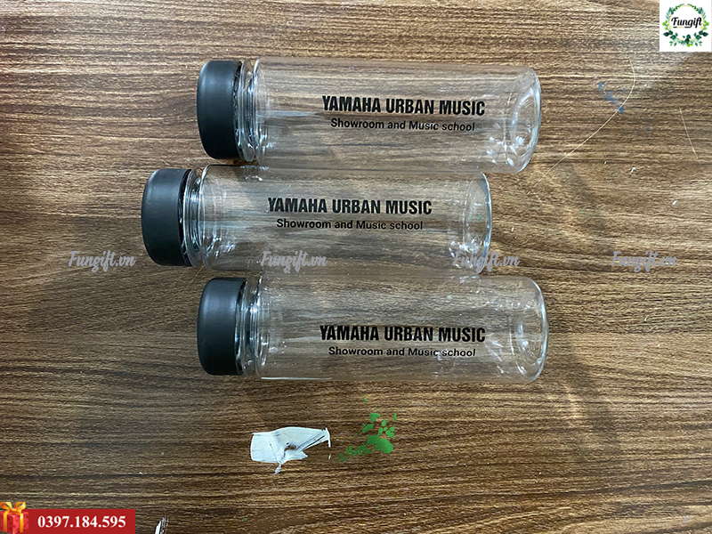 Bình nước nhựa in theo yêu cầu
