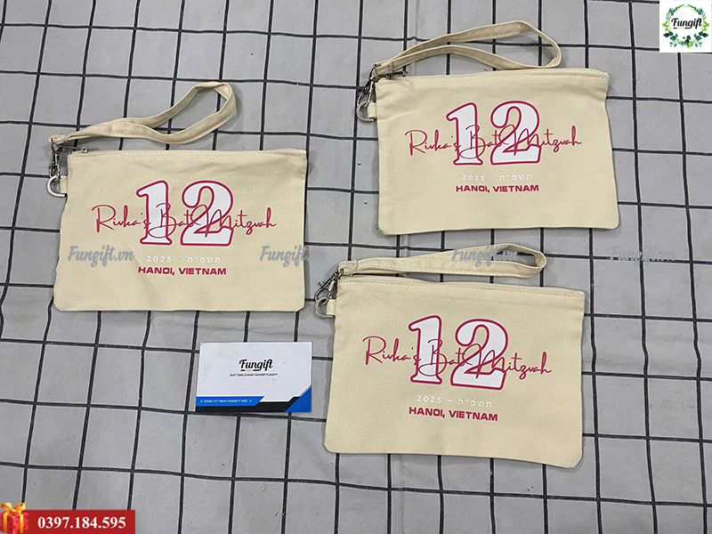 Đặt in túi bút vải theo yêu cầu