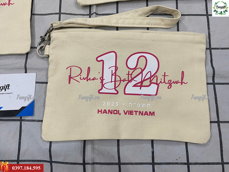 Địa chỉ xưởng in túi bút vải Hà Nội