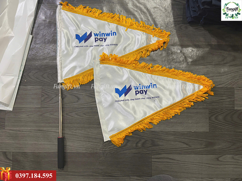Cờ dẫn đoàn du lịch giá rẻ