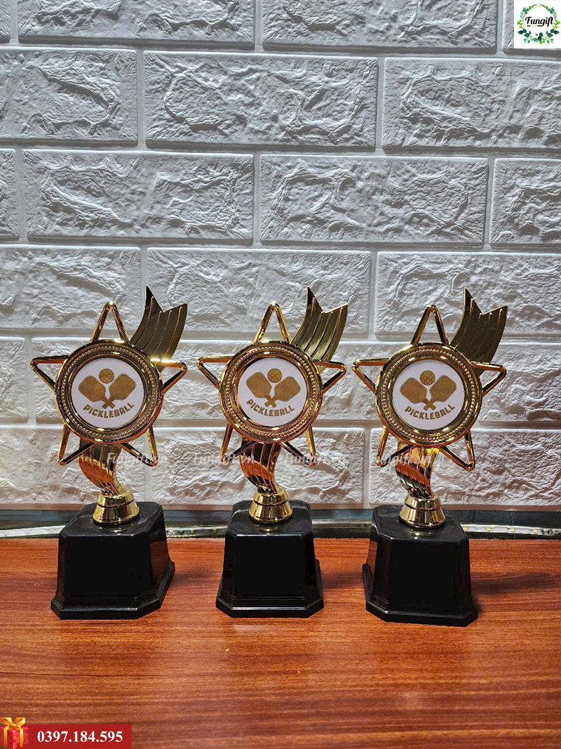 Cúp lưu niệm pickleball