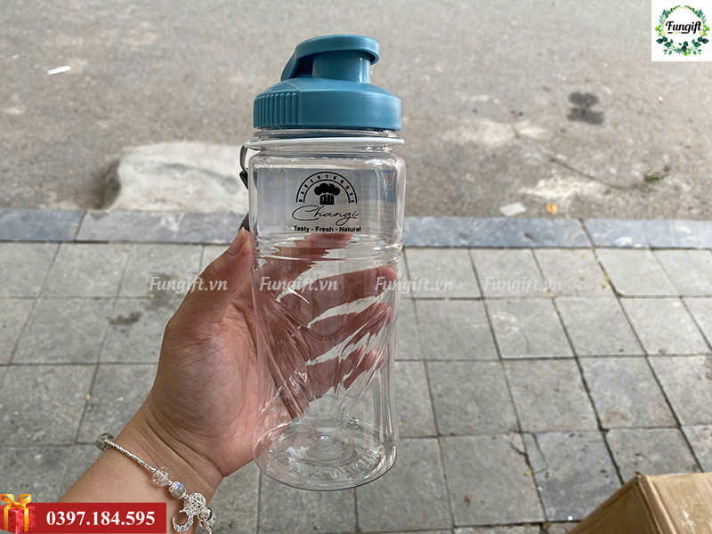 In bình nhựa nắp bật theo yêu cầu