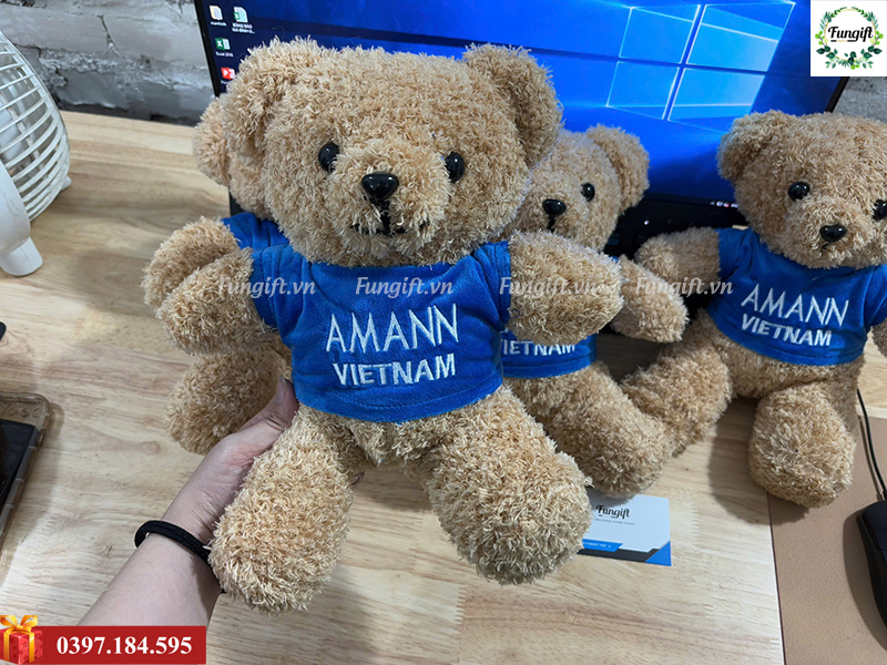 Thêu logo lên gấu bông theo yêu cầu