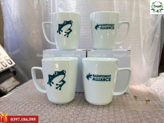 Cốc sứ in hình theo yêu cầu Hà Nội