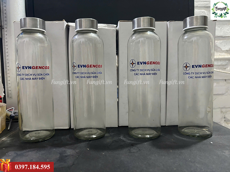 In logo lên chai thuỷ tinh theo yêu cầu