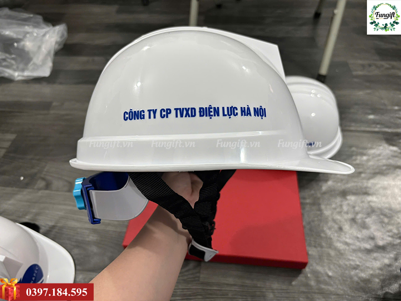 In logo trực tiếp lên nón bảo hộ lao động