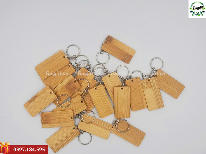 Móc khoá gỗ khắc theo yêu cầu