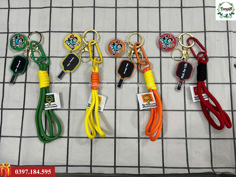 Quà tặng móc khoá in logo theo yêu cầu