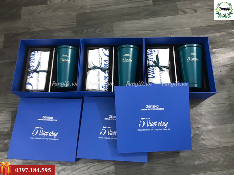Quà tặng tri ân khách hàng