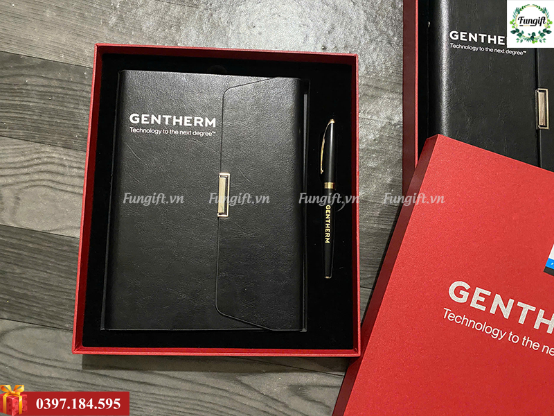 Set quà tặng sổ da và bút kim loại