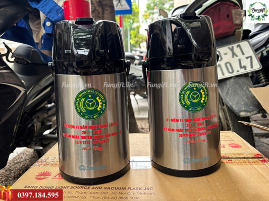 In gia công ấm nước tại xưởng