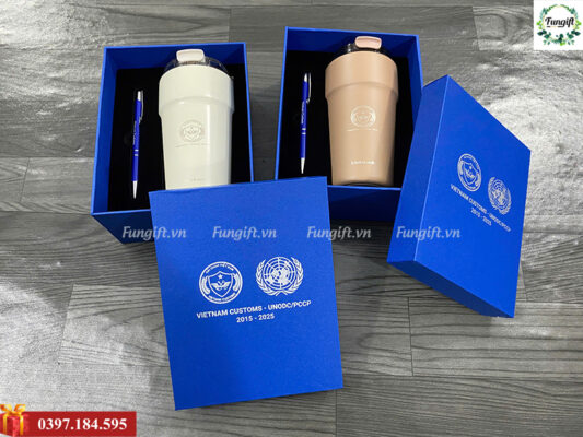 Bộ giftset quà tặng doanh nghiệp in logo theo yêu cầu