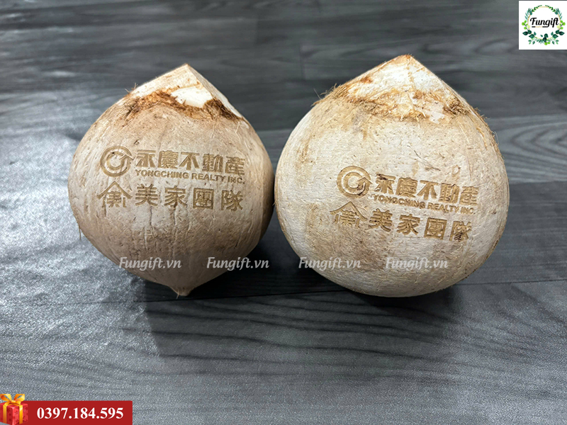 Dừa khắc logo công ty