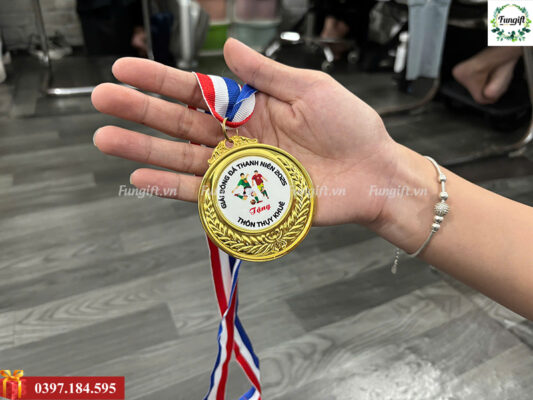 Xưởng làm huy chương