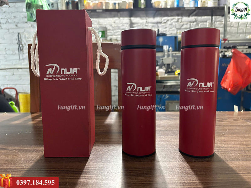 Bình giữ nhiệt in logo theo yêu cầu