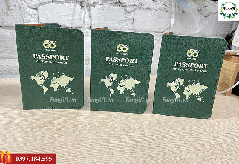 Ví da đựng passport in logo