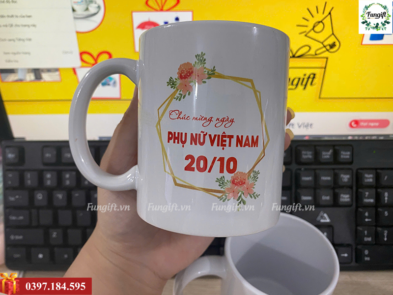 Cốc sứ in logo quà tặng 20-10