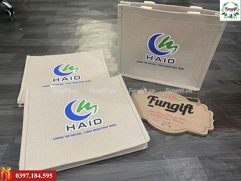 Túi cói quà tặng in logo