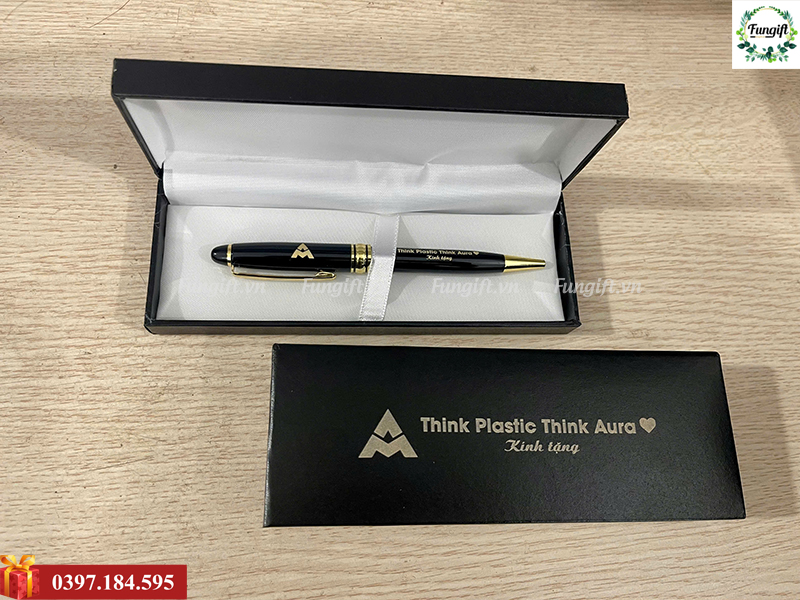Đặt hàng bút ký khắc logo công ty