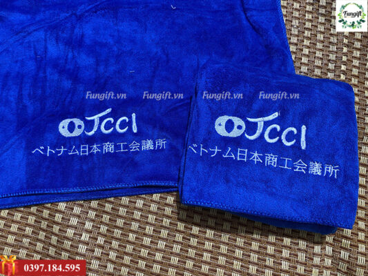 Khăn quà tặng công ty doanh nghiệp thêu logo