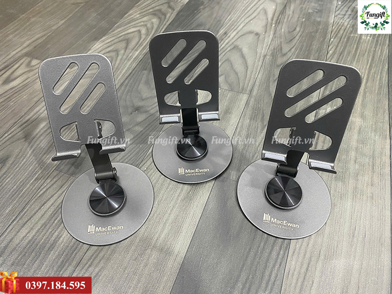 Đặt hàng giá đỡ điện thoại khắc giá rẻ