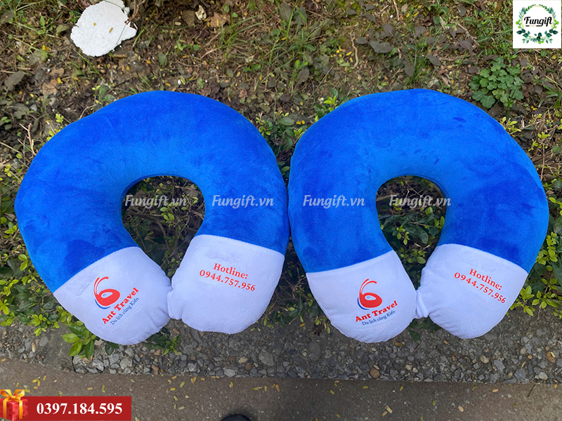 Gối kê cổ chữ U nhồi bông in logo