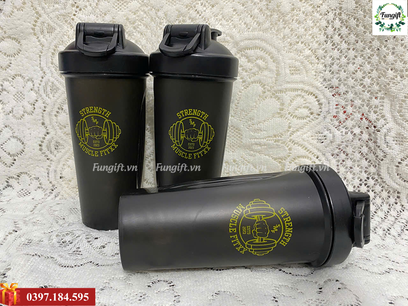 Bình nhựa lắc thể thao shaker in logo