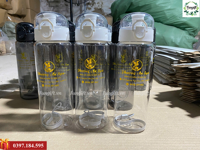 Bình nước nhựa thể thao nắp bật in logo giá rẻ